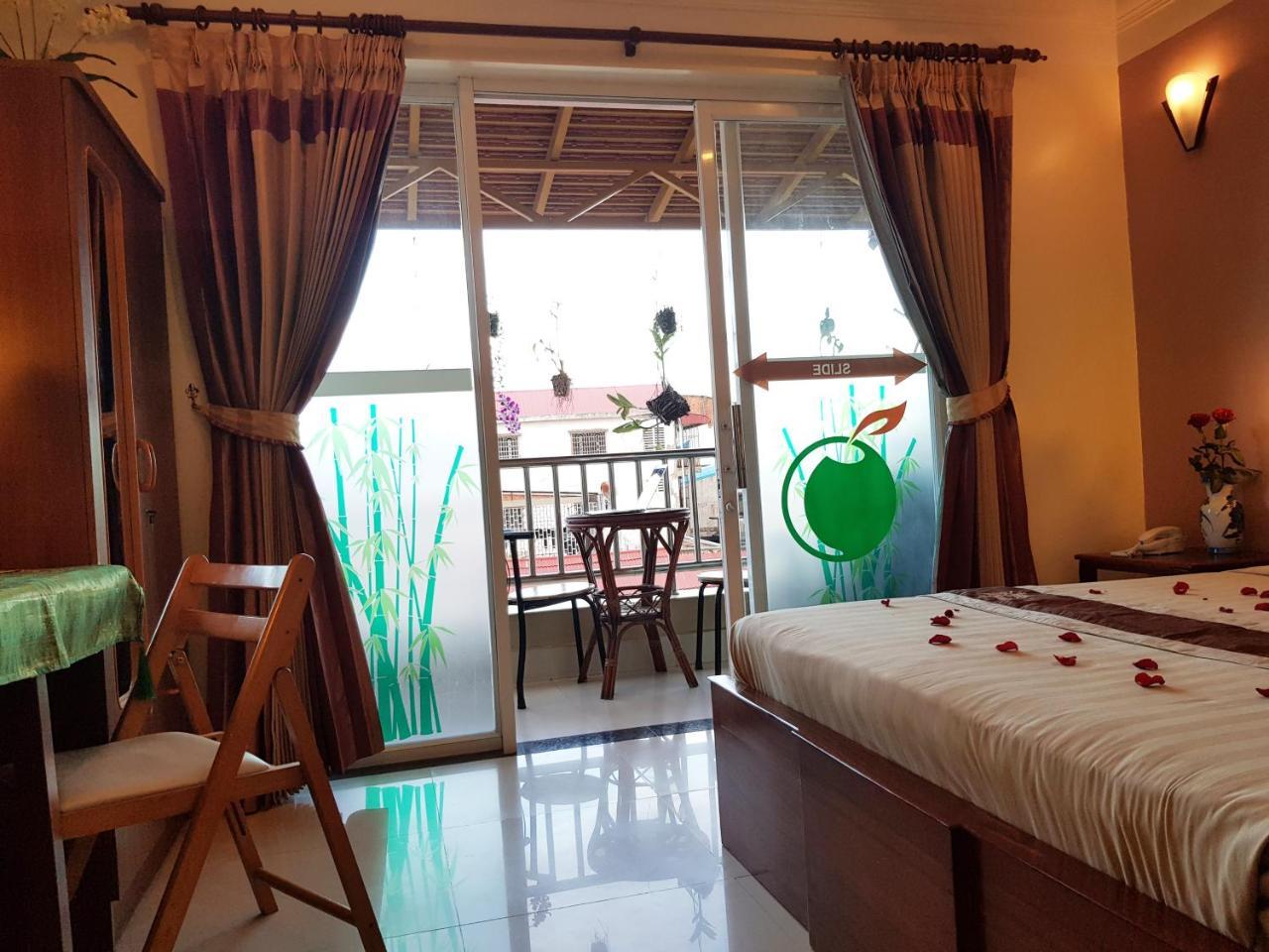 Fancy Guesthouse Phnom Penh Extérieur photo