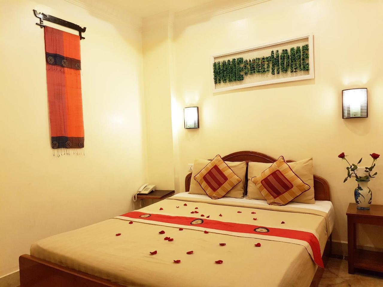 Fancy Guesthouse Phnom Penh Extérieur photo