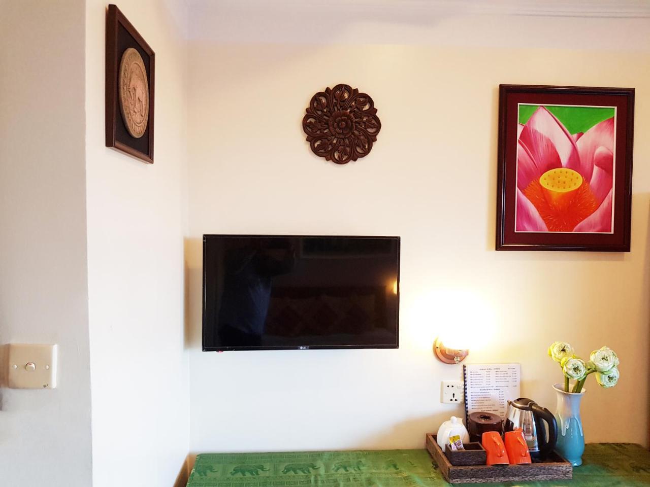 Fancy Guesthouse Phnom Penh Extérieur photo