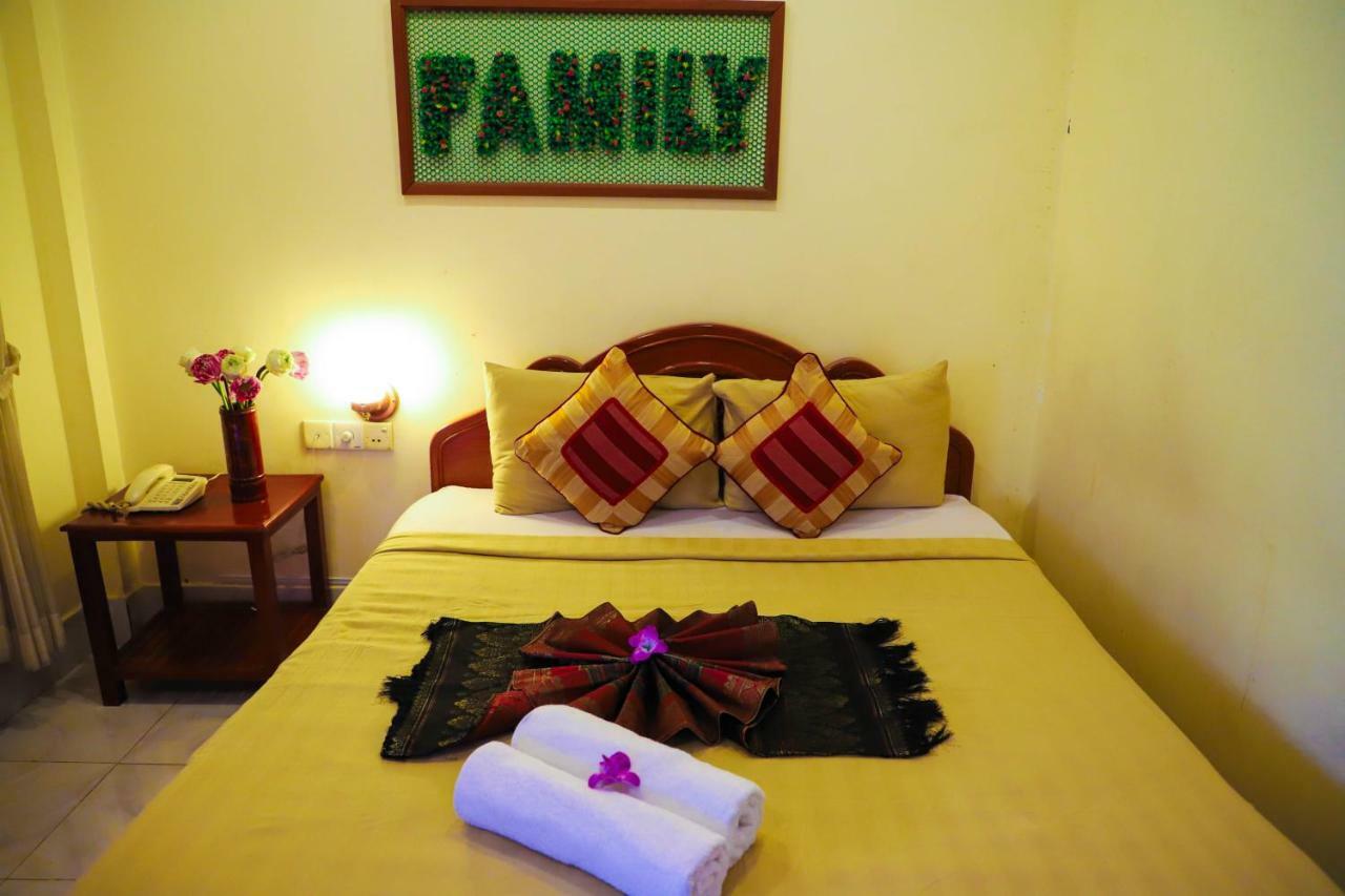Fancy Guesthouse Phnom Penh Extérieur photo