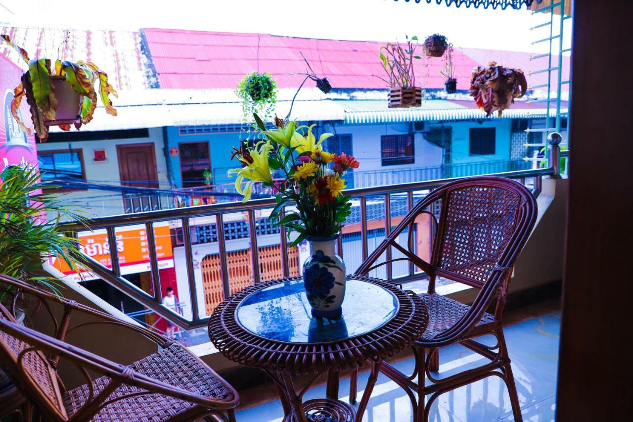 Fancy Guesthouse Phnom Penh Extérieur photo