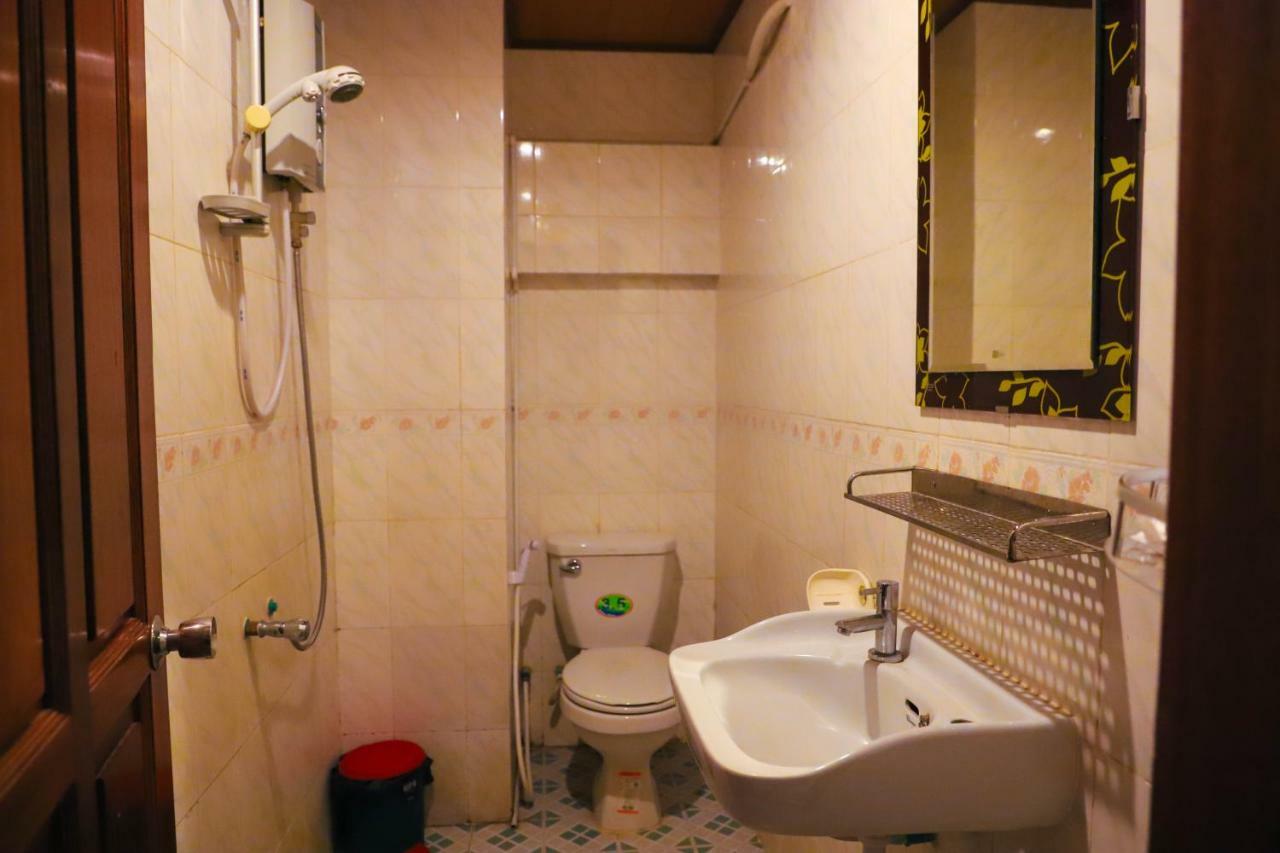 Fancy Guesthouse Phnom Penh Extérieur photo