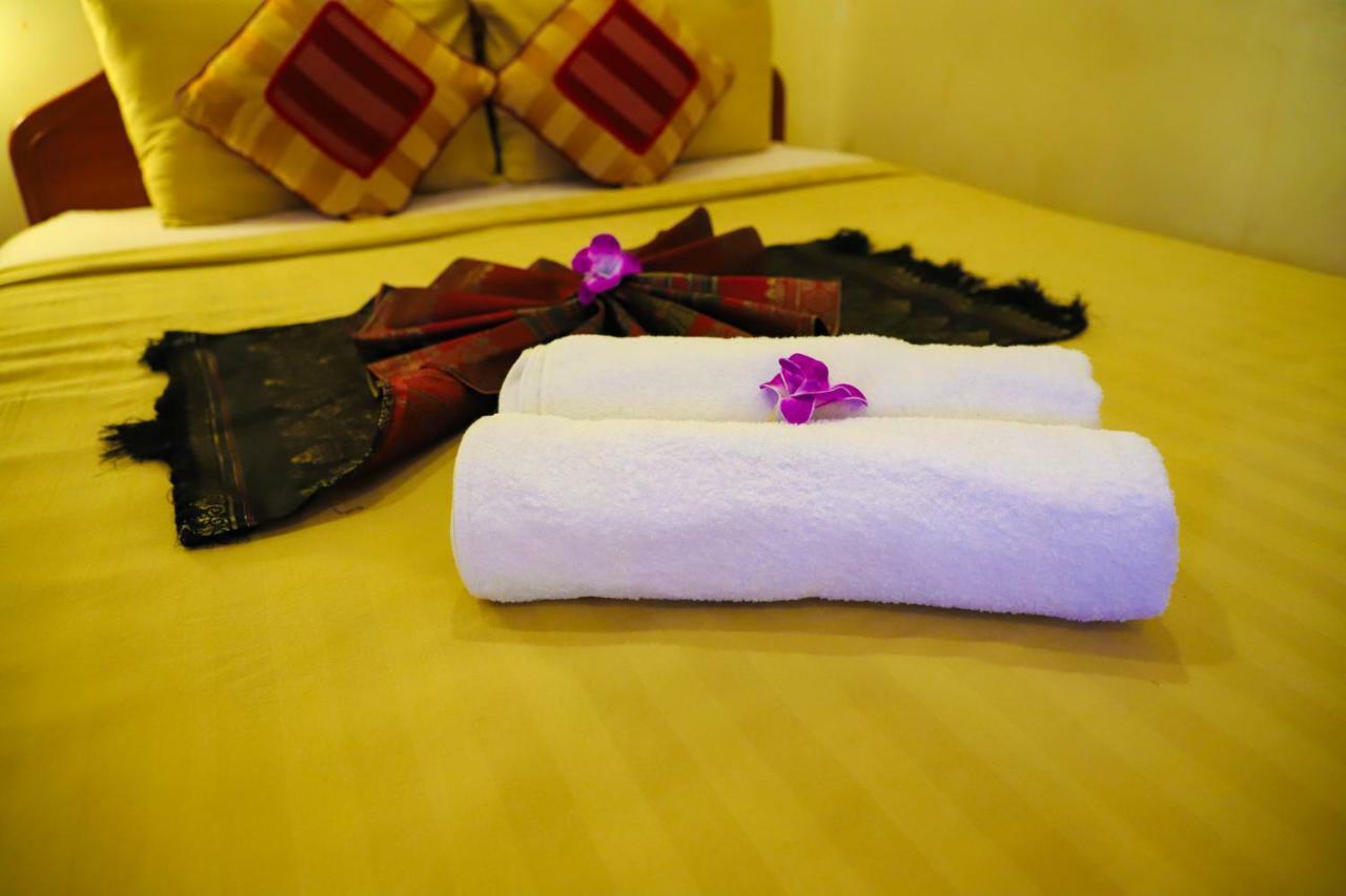 Fancy Guesthouse Phnom Penh Extérieur photo